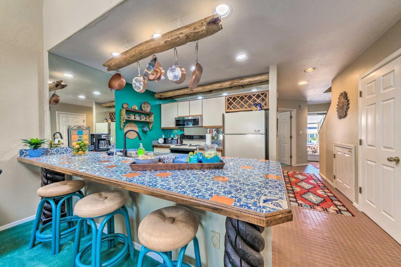 Eclectic Home With Deck 4 Miles To Ski Cloudcroft! المظهر الخارجي الصورة